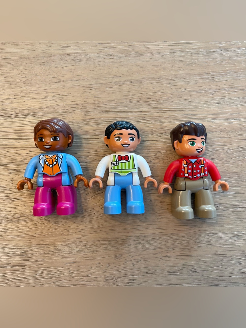 LEGO Duplo Toy Figurines from Cafe, Pizzeria, Airport sets - Lot of 3